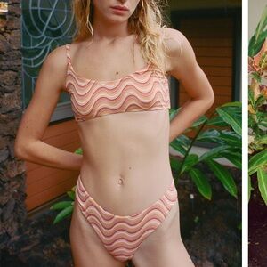 NEW Printed Paige Scoop Bikini & V-Front Bikini Bottom Medium